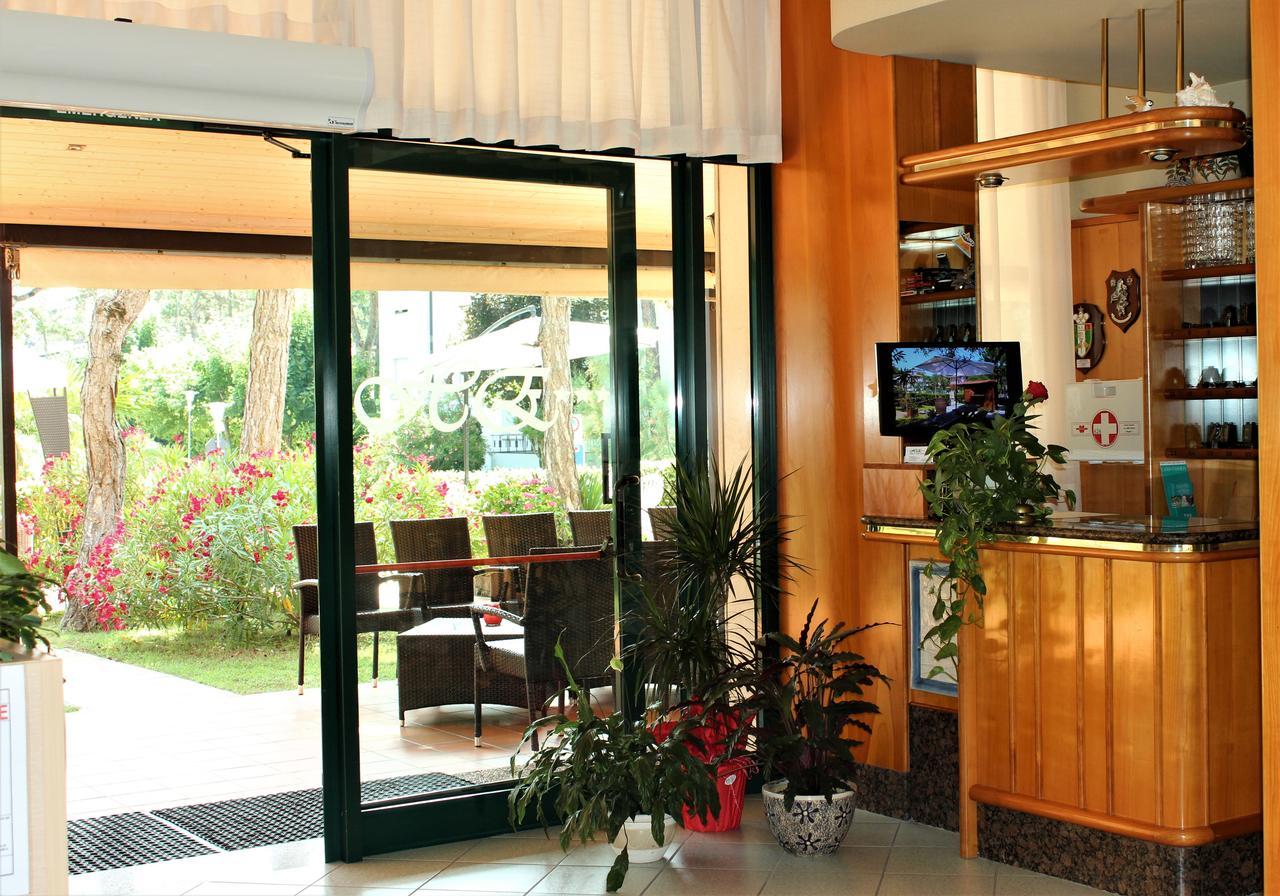 Hotel Eden ลินญาโน ซับเบียโดโร ภายนอก รูปภาพ